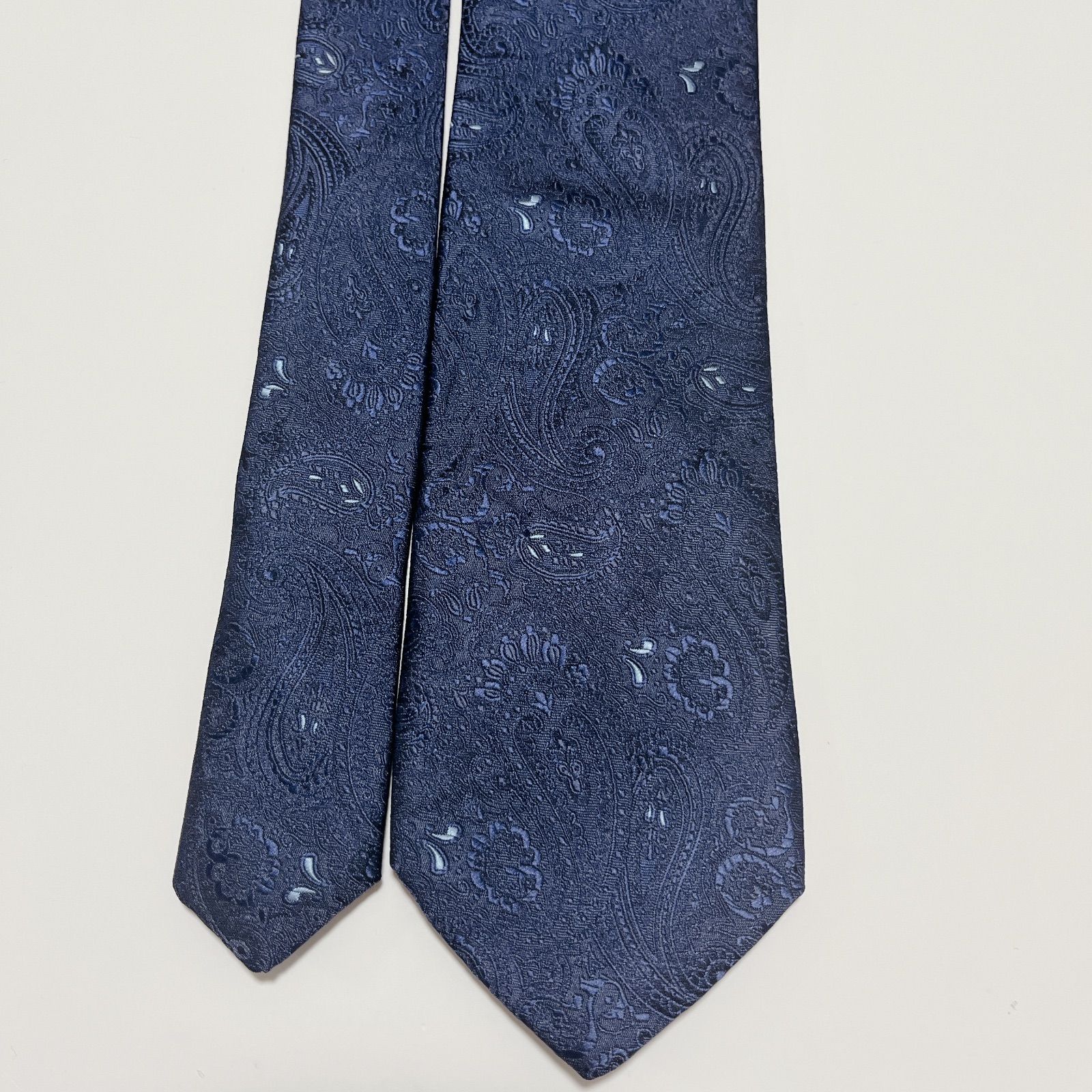 美品 エトロ ネクタイ ハイブランド ペイズリー柄 光沢 ジャガード織り