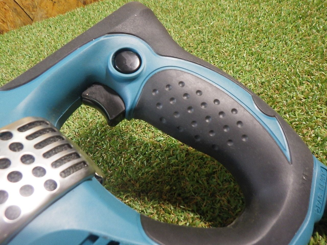 マキタ カクハン機 UT 1305 低粘度材料の攪拌 練りに 品