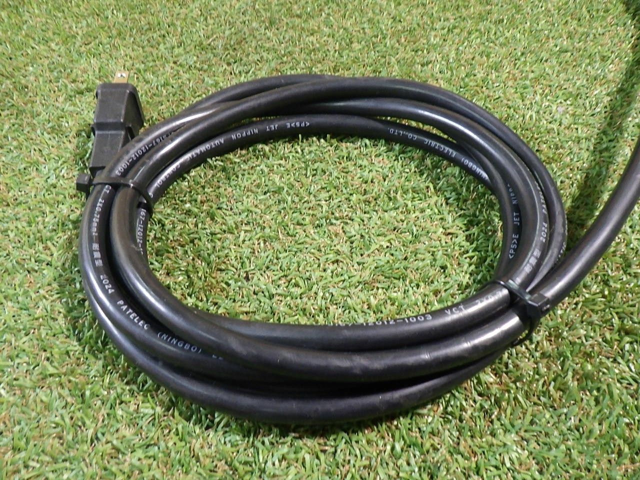  マキタ カクハン機 UT 1305 低粘度材料の攪拌 練りに 品 その他 電動工具 エア工具