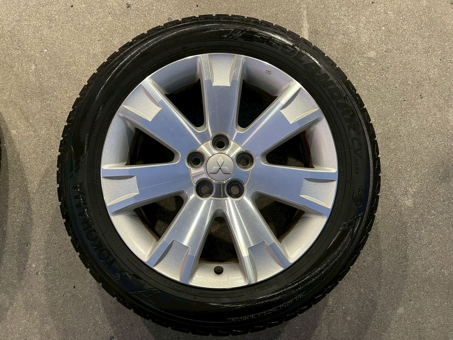  ️ 入荷 デリカD 5 アルミホイール＆タイヤセット な みです 18インチ タイヤ ホイールセット