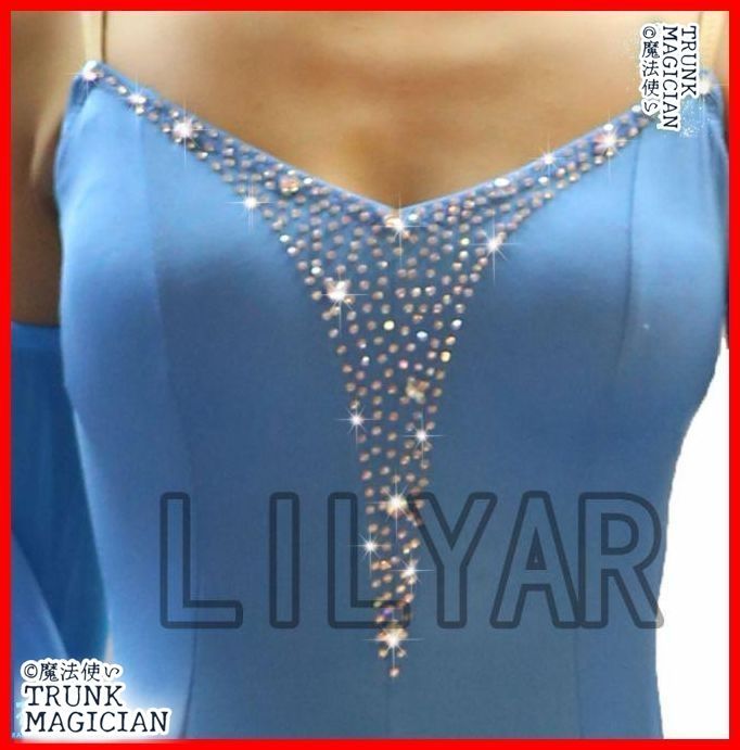 パーティードレス