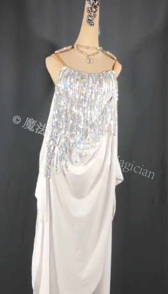 社交ダンスドレス ラテンドレス レースフレア袖 デモ用 ルンバ　オーダーメイド 新品未使用】社交ダンスドレス ラテンドレス デモ用 ルンバ ホワイト