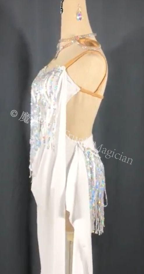 新品未使用】社交ダンスドレス ラテンドレス デモ用 ルンバ ホワイト