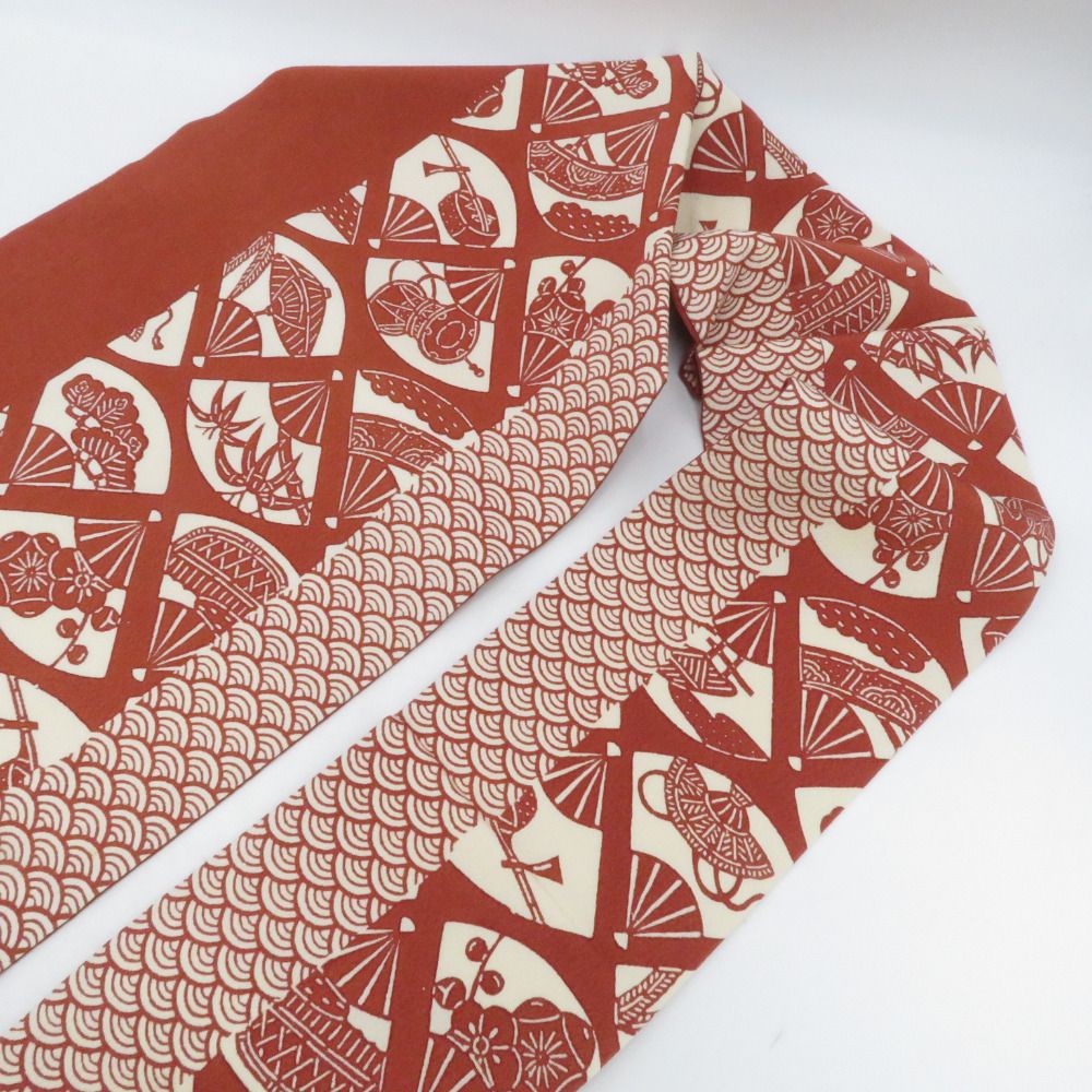 名古屋帯 正絹 型染め 茶色x白色 扇子に青海波模様 全通柄 カジュアル