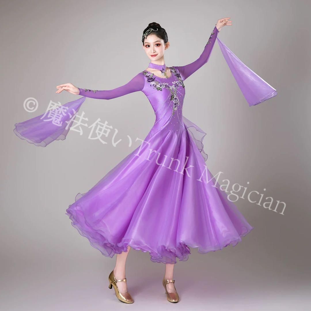 ストーン付きスタンダードドレス✨練習から発表会・ダンスパーティーにまで！ 新品未使用】輝く石付きスタンダードドレス ダンスパーティーに華を