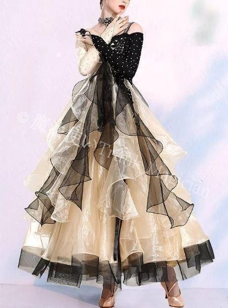 社交ダンスドレス モダンダンス　キラキラ　シャンパン オーダーメイド 新品未使用】新品未使用社交ダンスドレス モダンダンス キラキラ