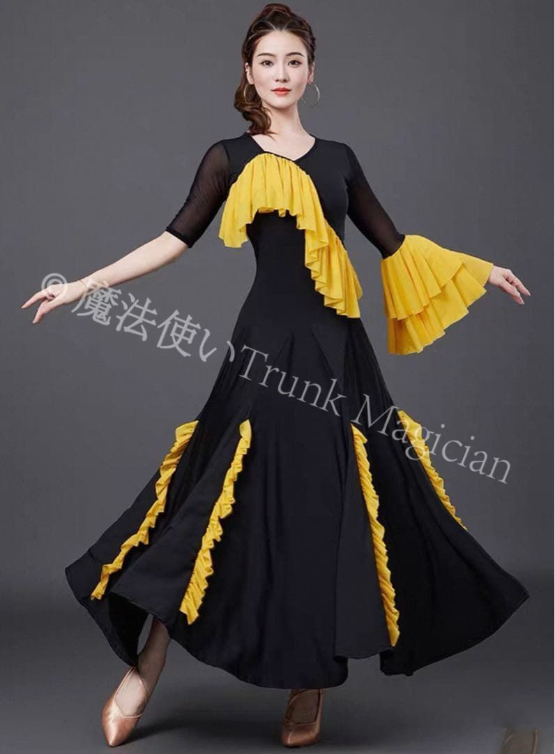 向きワンピース 練習着にも 目立つデザインでダンスパーティーにも