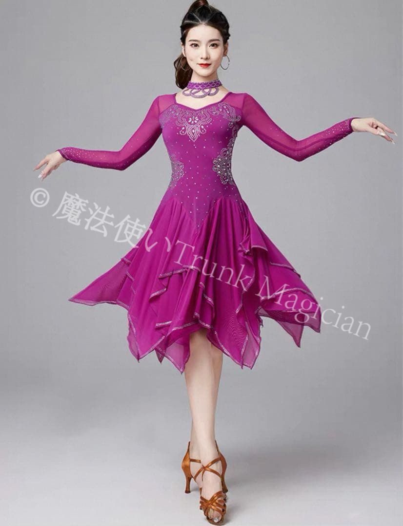 新品未使用】裾がよく踊るストーン付きラテンドレス ダンスパーティー