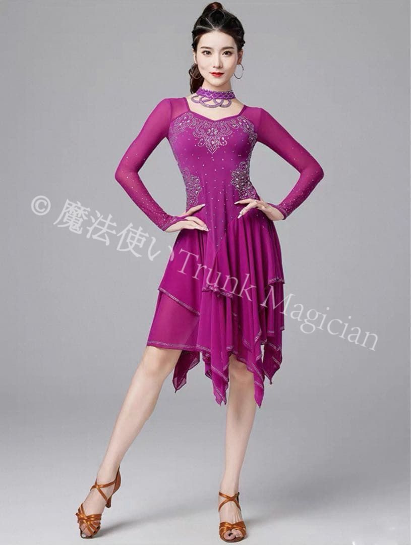 新品未使用】裾がよく踊るストーン付きラテンドレス ダンスパーティー