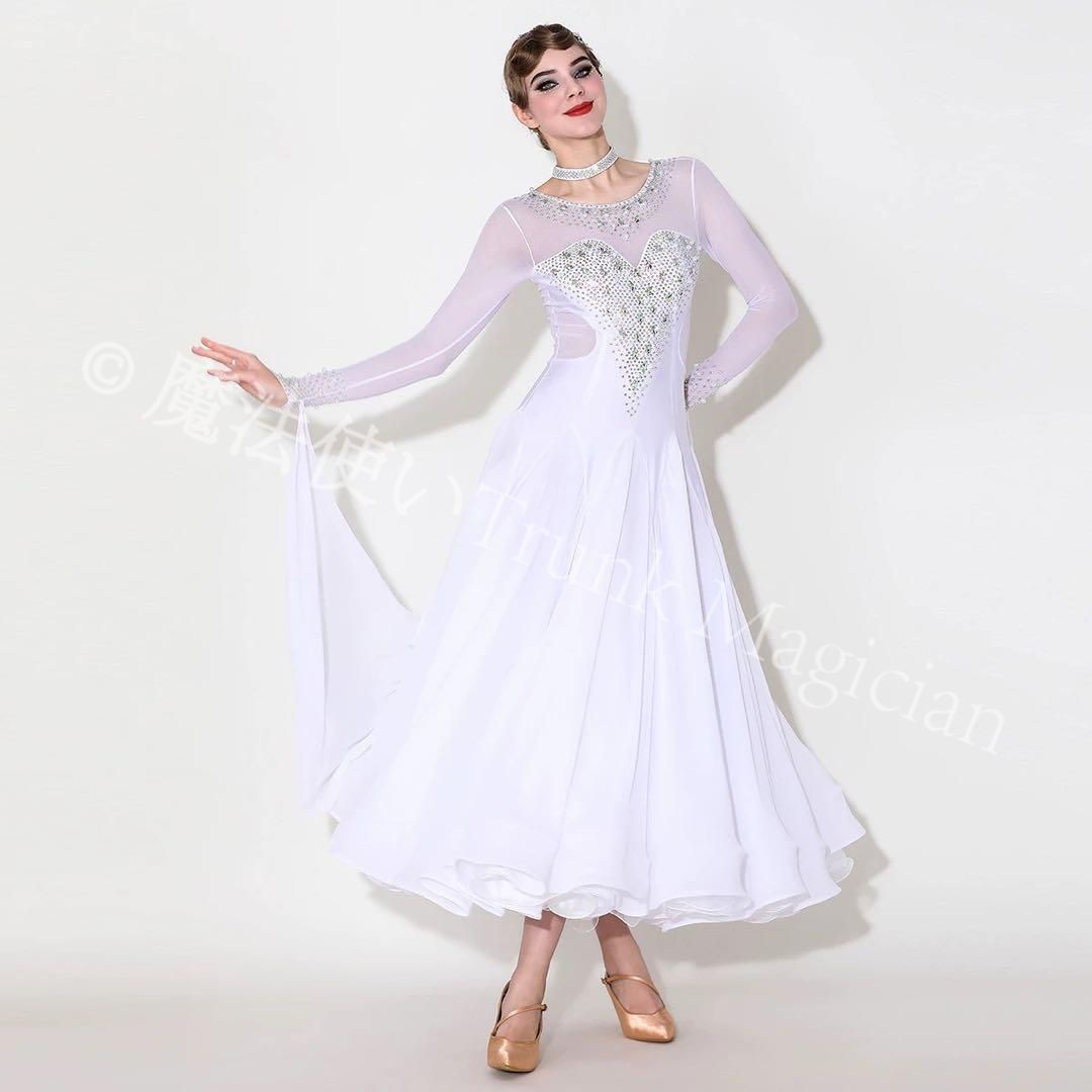 ♥ 輝くストーン付きスタンダードドレス 競技会や発表会 デモにオススメ