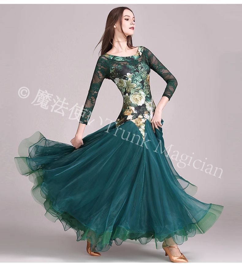 大人レディース ふわっと広がるフルスカート