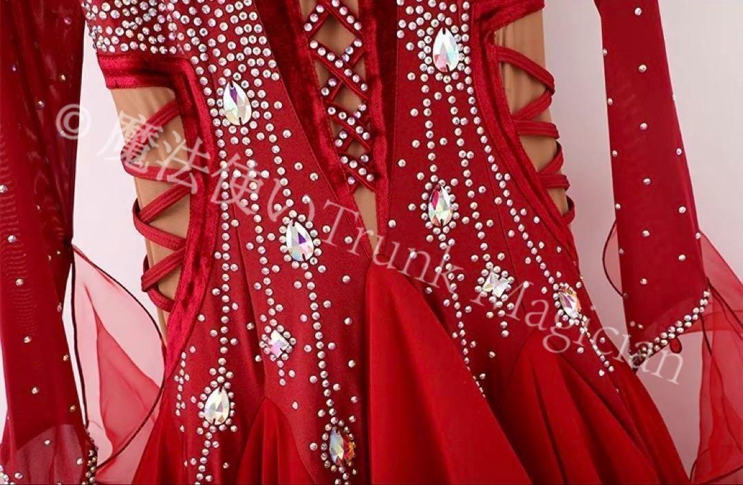 ドレス 競技会やデモ