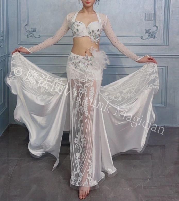 ♥ ベリーダンス オリエンタル衣装 羽根 セットアップ ホワイト オーダーメイド