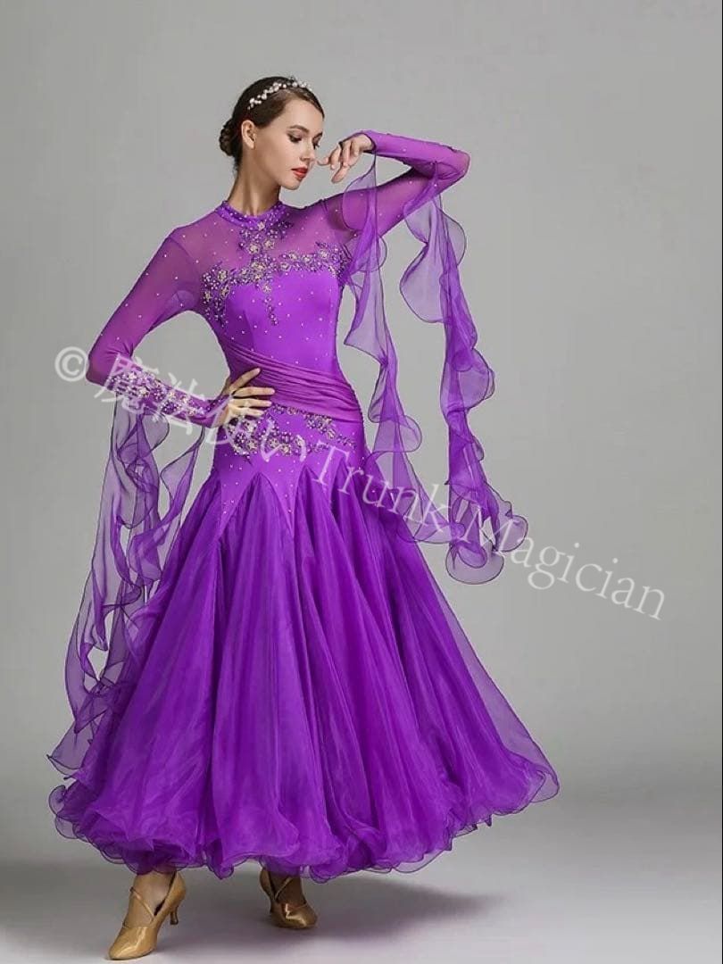 ストーン煌めく