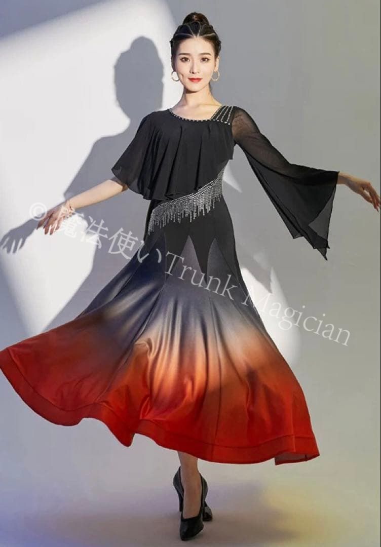 新品未使用】ストーン付ワンピース☆スタンダードの練習にもダンス