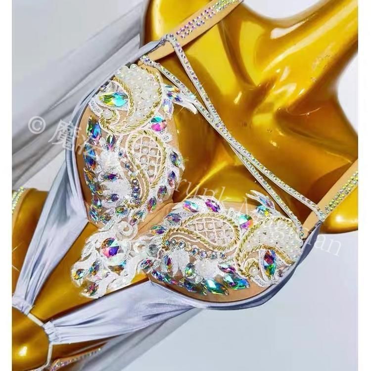 オリエンタル衣装