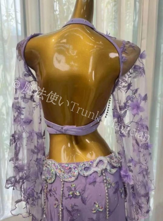 新品未使用】ベリーダンス衣装 トップスブラ スカート 花柄刺繍