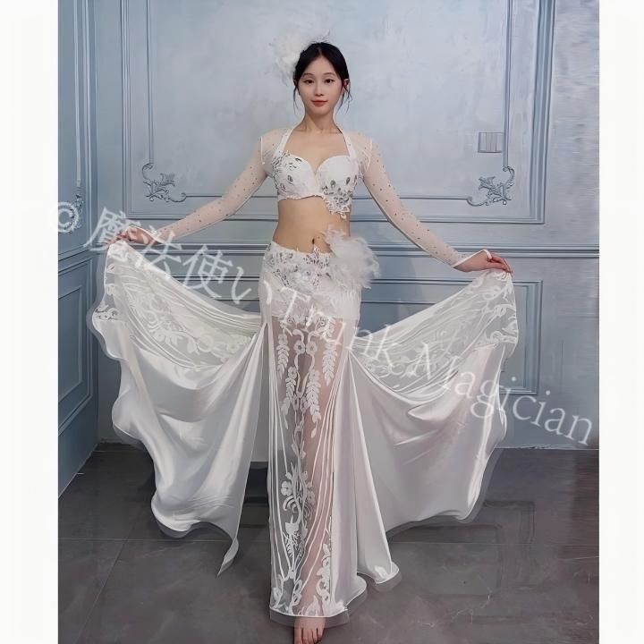 ♥ ベリーダンス オリエンタル衣装 羽根 セットアップ ホワイト オーダーメイド レッスンウェア