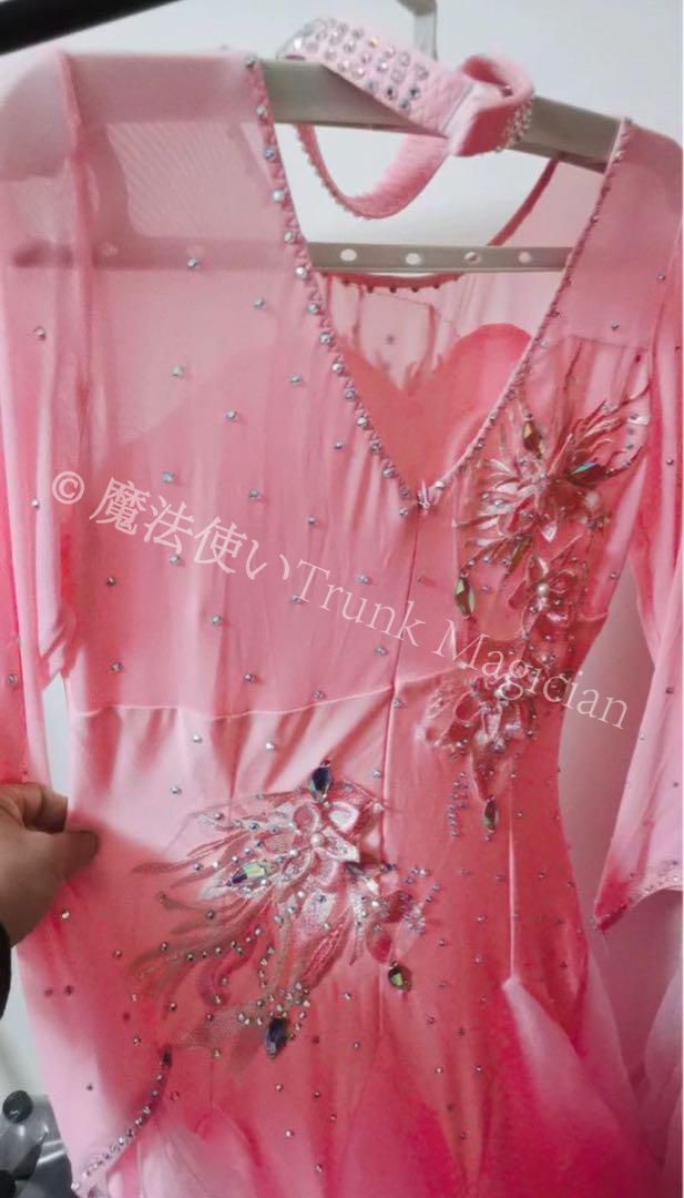 新品未使用】20【目を惹く豪華デザイン】発表会?競技会で映える