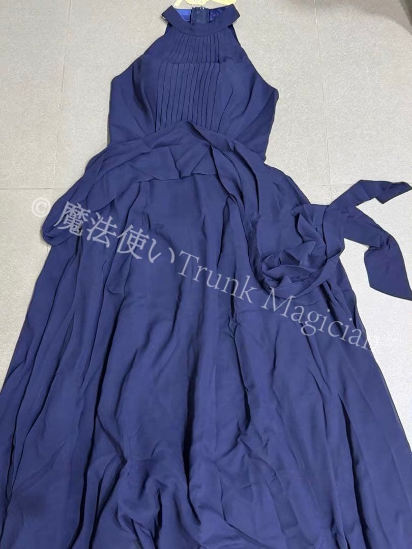 エレガントなパーティードレス ダンスパーティーにも使える