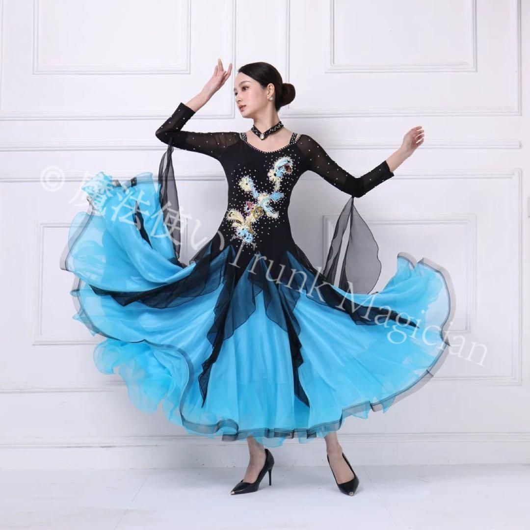 ストーン付き華やか ドレス 使いで発表会や競技会 デモに最適