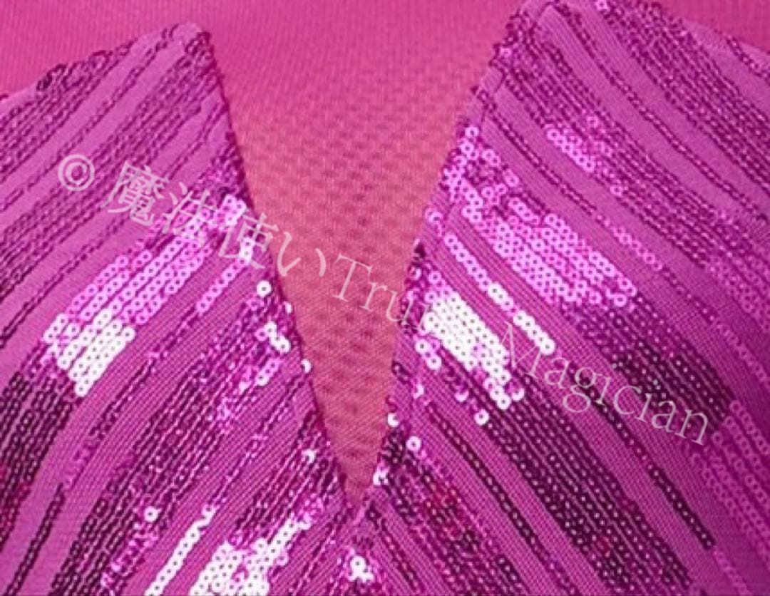 スパンコールがキラキラ