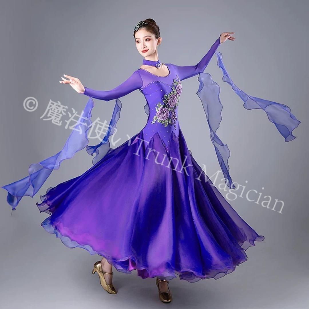 輝く石付き ドレス ダンスパーティーやデモ 発表会でも大活躍