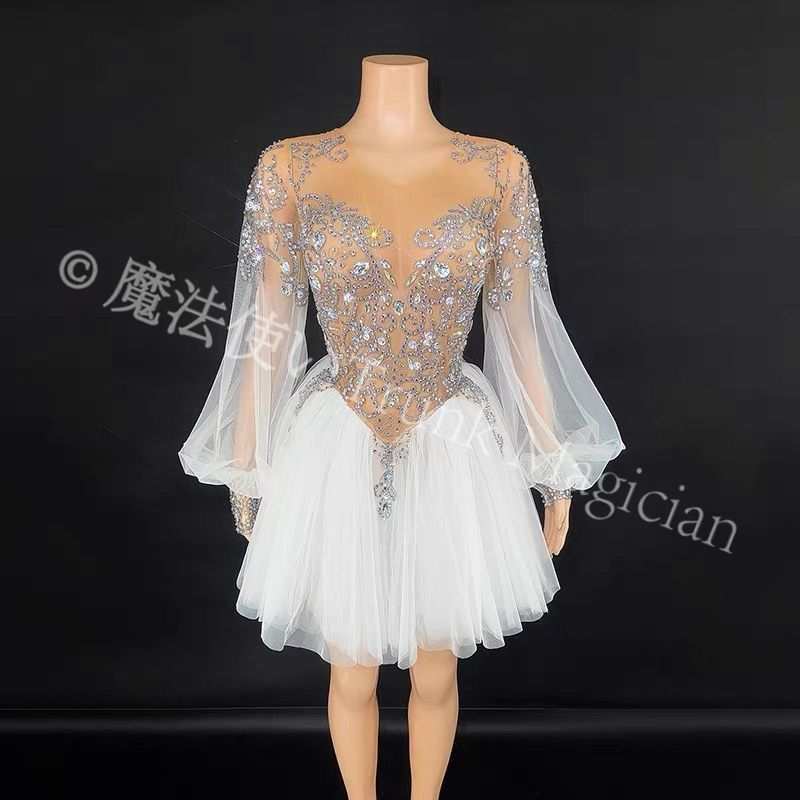 ♥ 社交ダンスドレス ベリーダンス衣装 フリル ミニスカート ロングスリーブ 全面ダイヤモンド シースルー ステージ イブニングドレス 5カラー選択