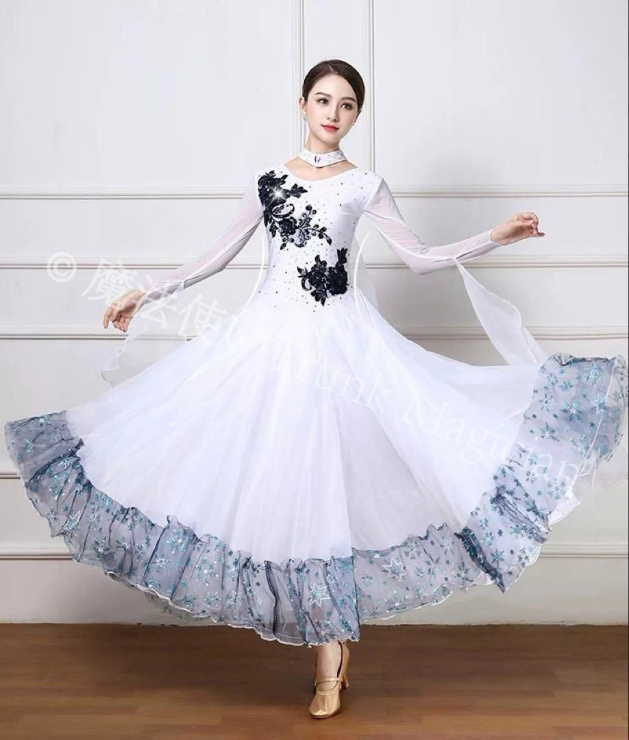 新品未使用】20エレガントなストーン付きスタンダードドレス?発表会や