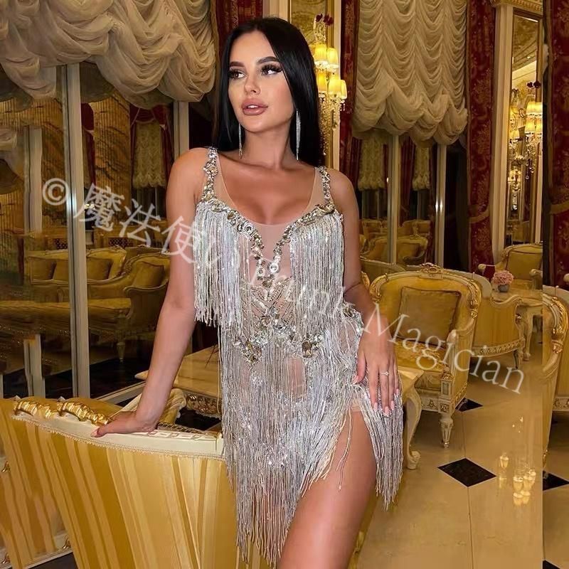ベリーダンス オリエンタル衣装 フリンジネックライン セクシー ワンピース パフォーマンス 音楽フェス パーティー カーショーモデル ドレス