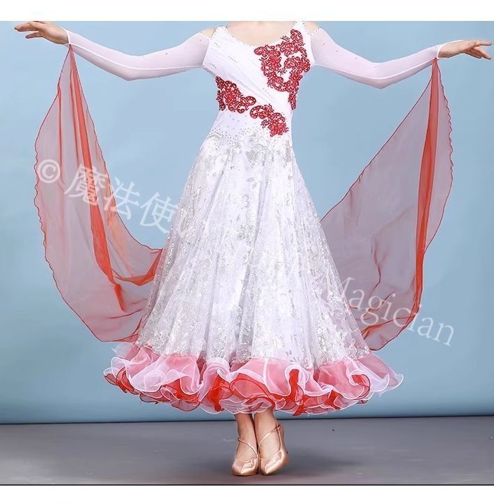 ♥ ♥社交ダンスドレス モダンダンス キラキラ 華やか オーダーメイド 撮影会 舞台 イベント