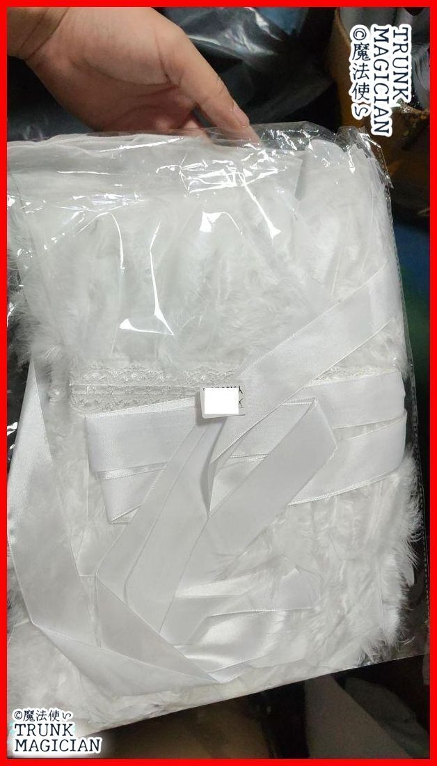 ドレス 羽根フロート付