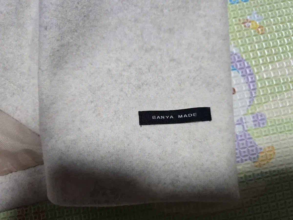 Tree アイボリー