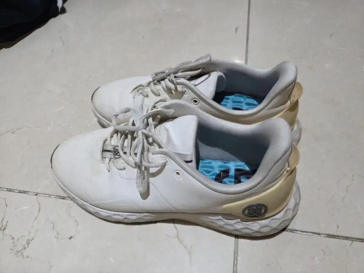 G FORE ジーフォア MG 4 メンズゴルフシューズ 白 US 8 5