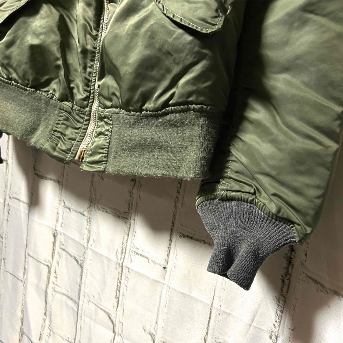 ALPHA INDUSTRIES アルファインダストリーズ MA-1 フライトジャケット