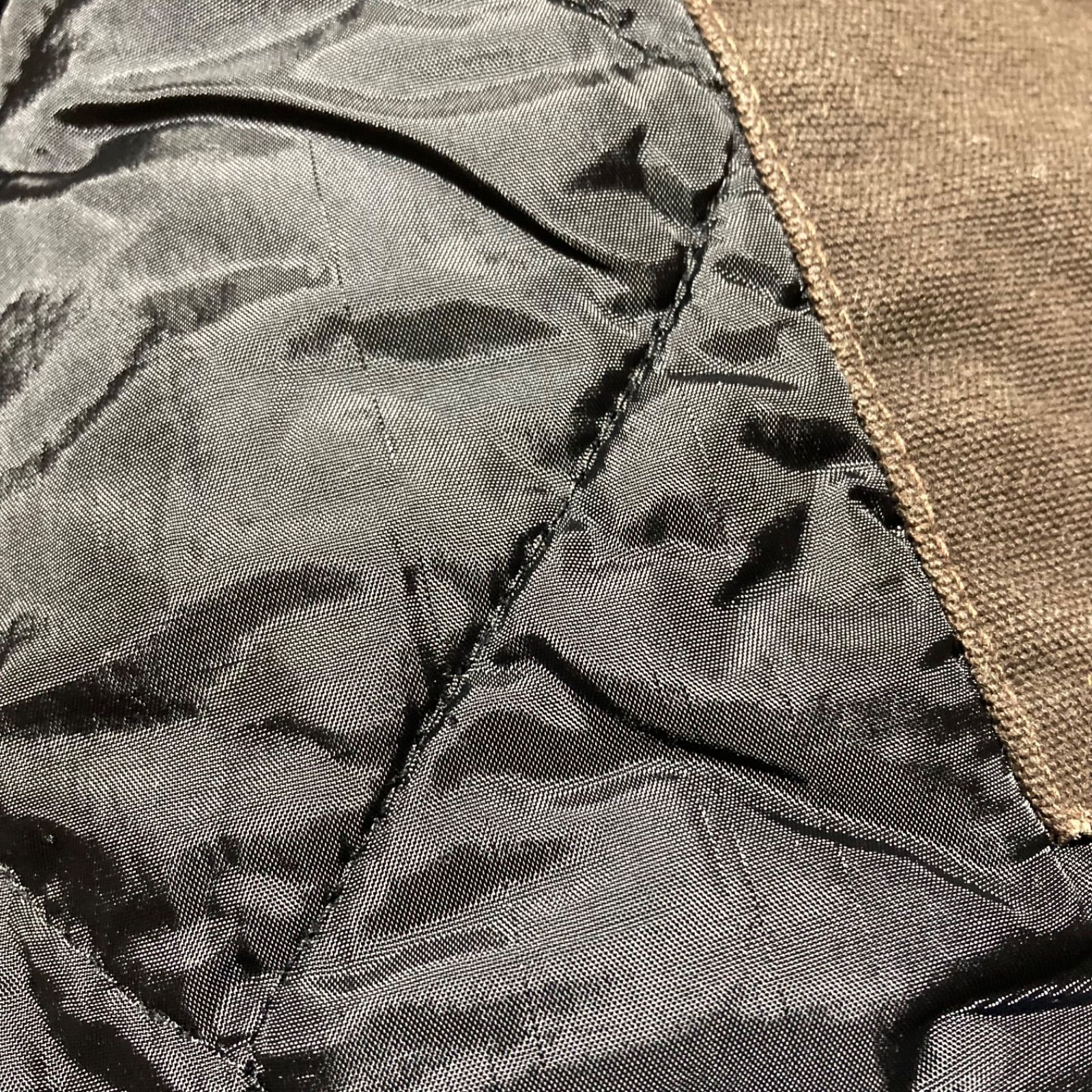 カーハート DUCK