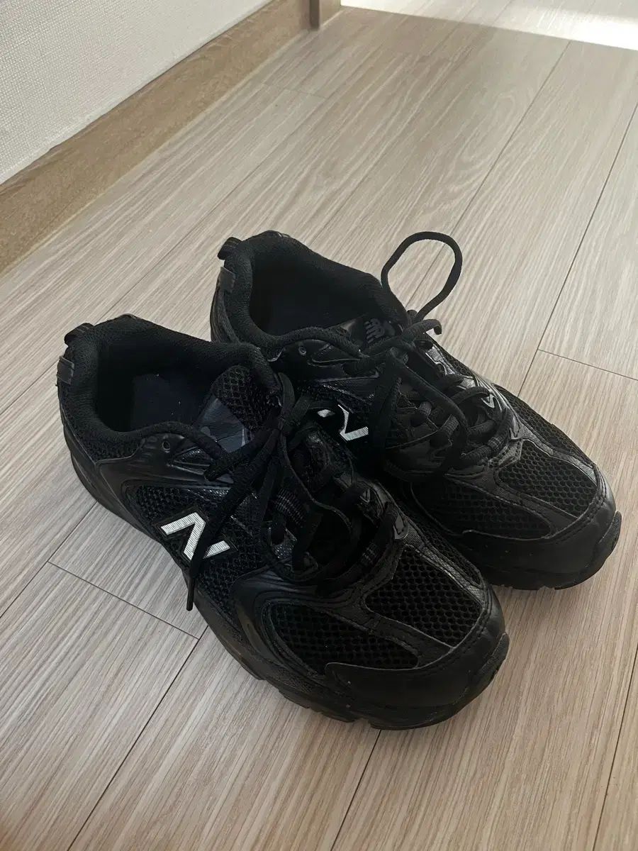 ニュー ンス 530 スニーカー 230 mm