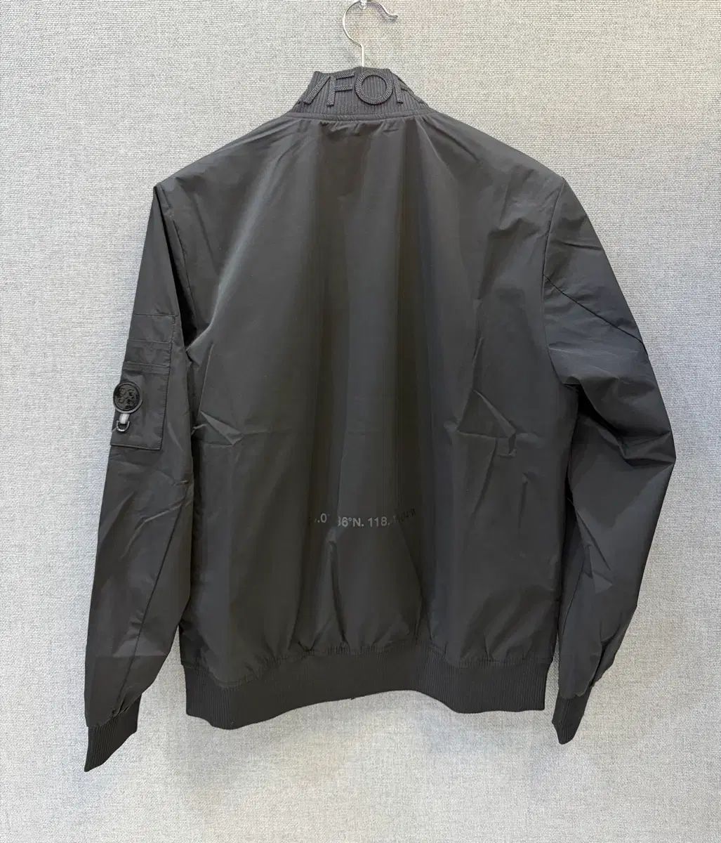 メンズ ゴルフ ウィンドブレーカー L XL サイズ 現物