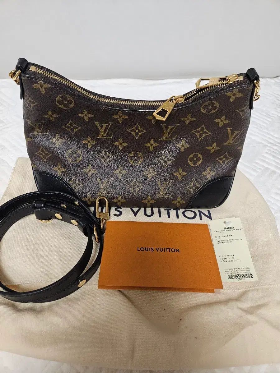 ルイヴィトン ブルノワ ブラック 商品