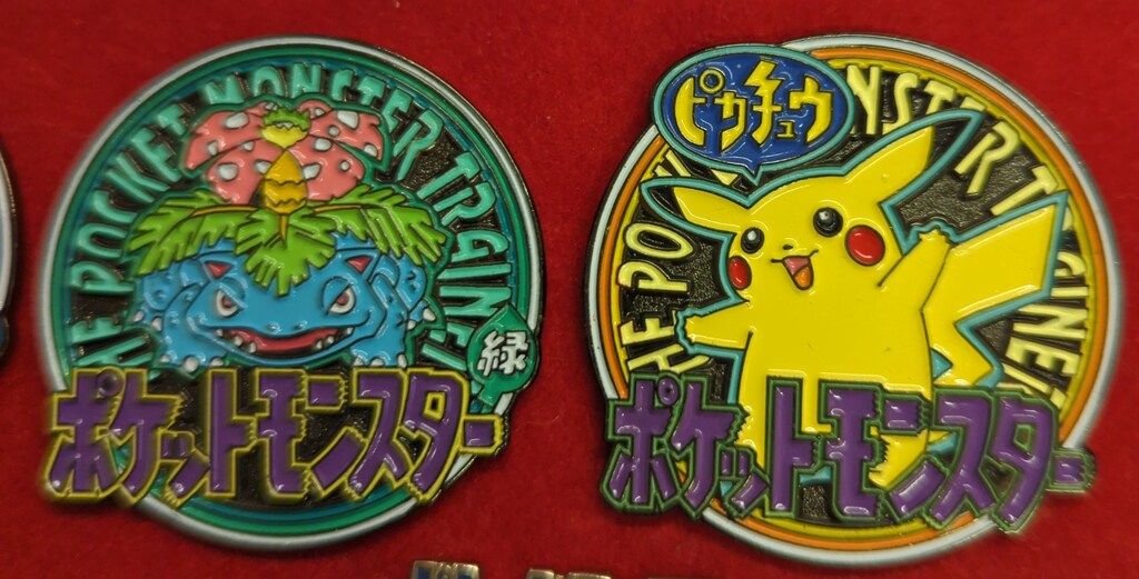 ポケットモンスター ミレニアムバッジセット 41wq5R1fTwL._AC_UY350_.jpg