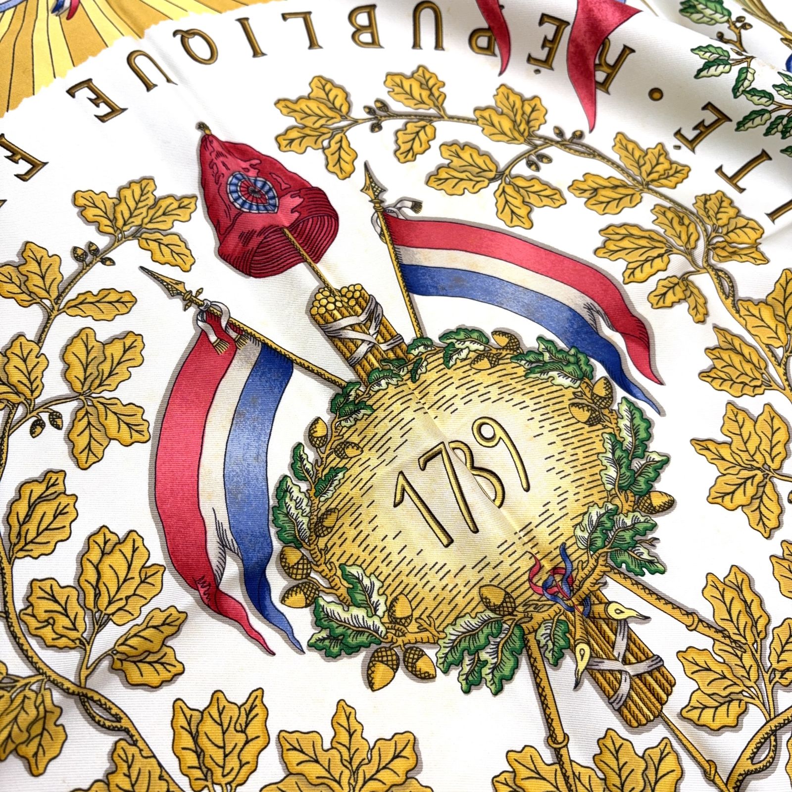 HERMES フランス革命 カレ90 シルク ブルー×マルチカラー スカーフ