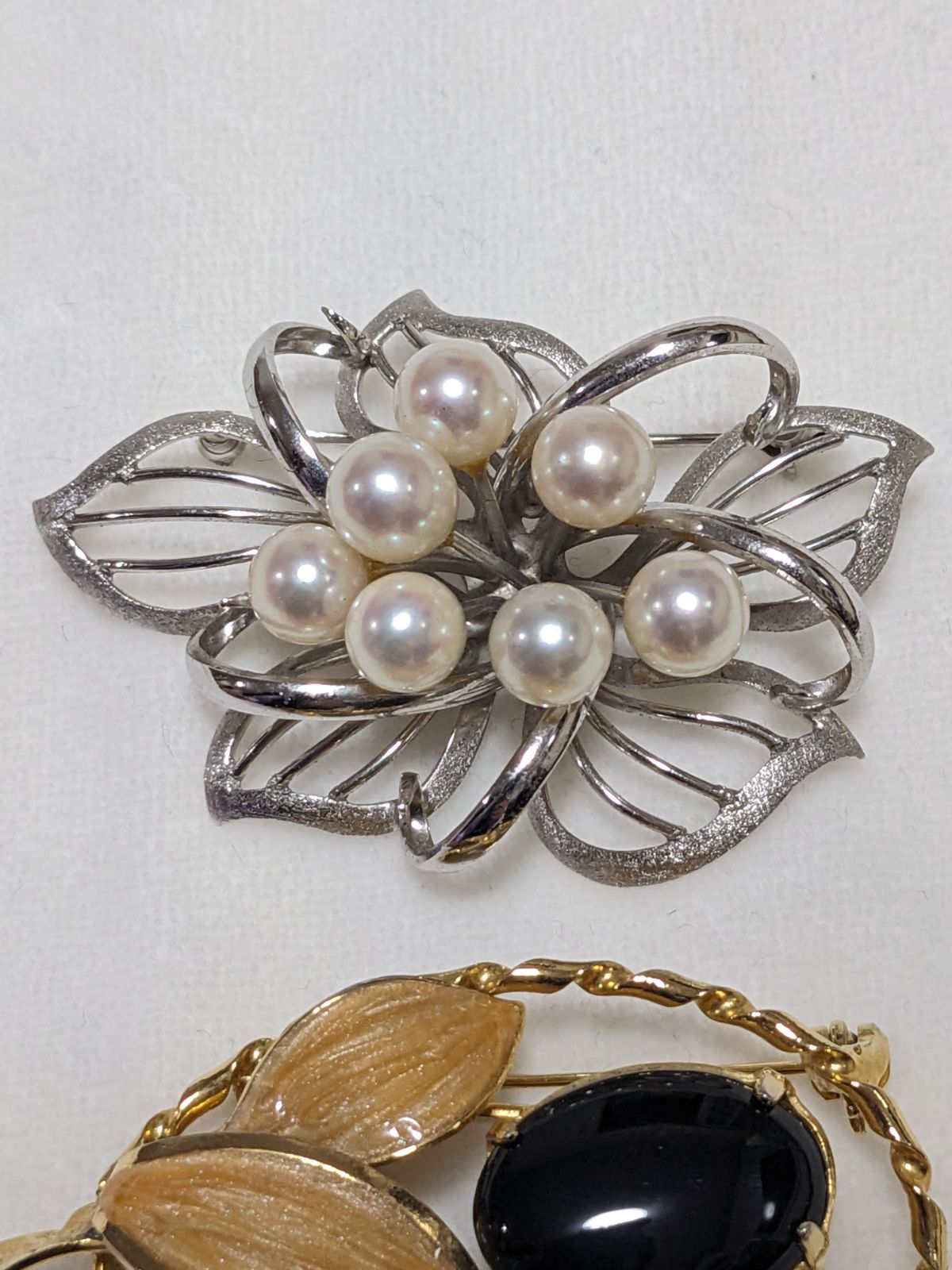 ヴィンテージブローチ2点まとめ売り② - メルカリ