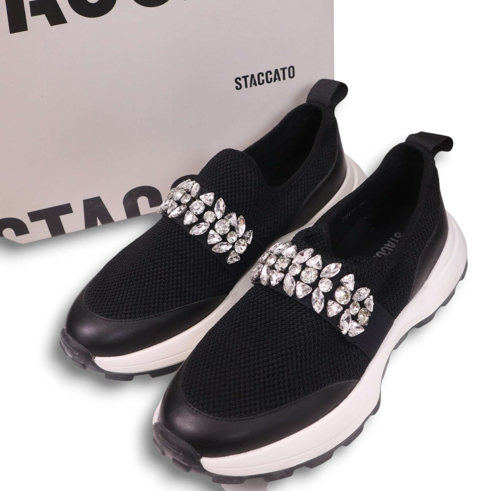 大バーゲン★　試着のみ Staccato 22,5 名作 厚底 ビジュー 大バーゲン☆ 試着のみ Staccato 22,5 名作 厚底 ビジュー 大バーゲン