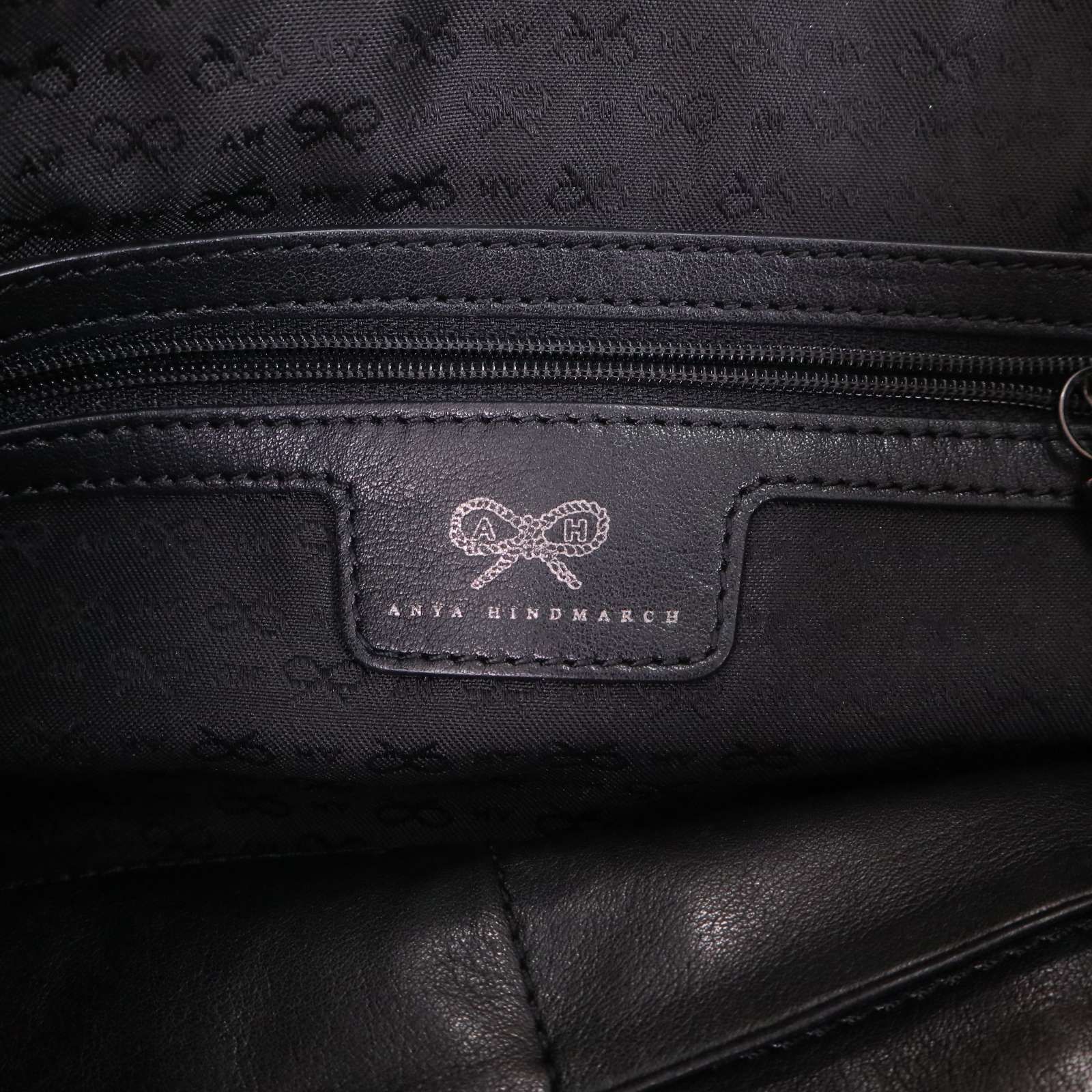 Anya Hindmarch アニヤハインドマーチ ロゴ♪ レザー フリンジ