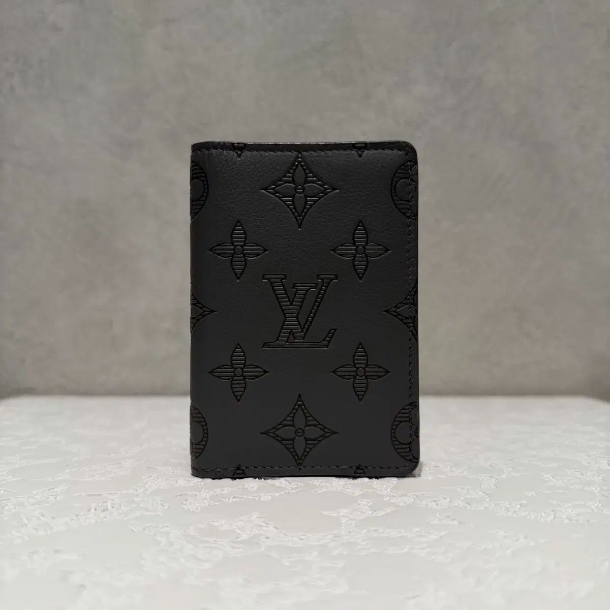 ルイヴィトンのアイシャドウ オーガナイザー