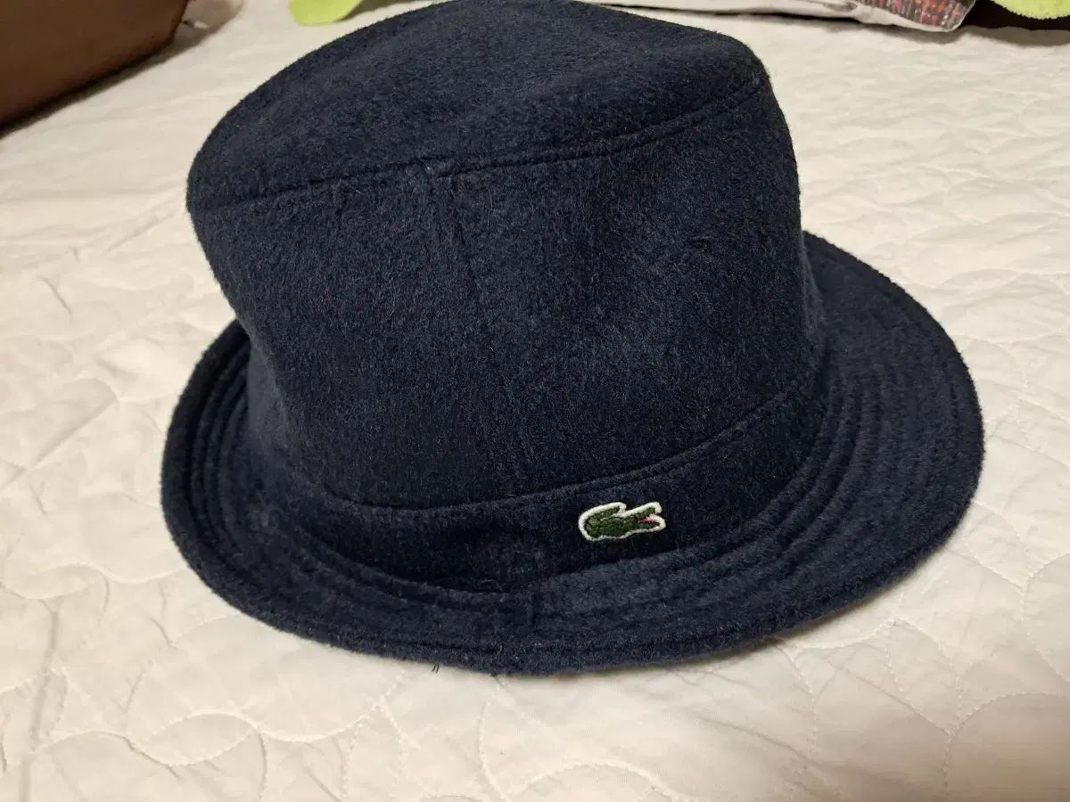 バケットハット