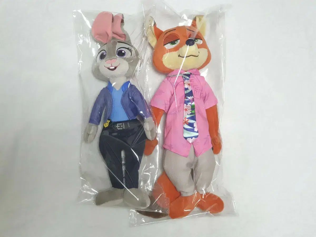 ズートピア2 スタンディングぬいぐるみ ジュディ ニック 2種
