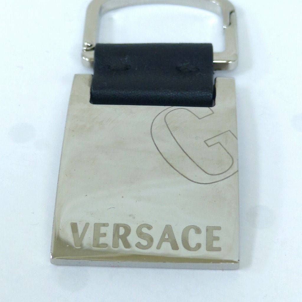 VERSACE ヴェルサーチ ロゴ キーホルダ キーリング ブラック シルバー イタリア製