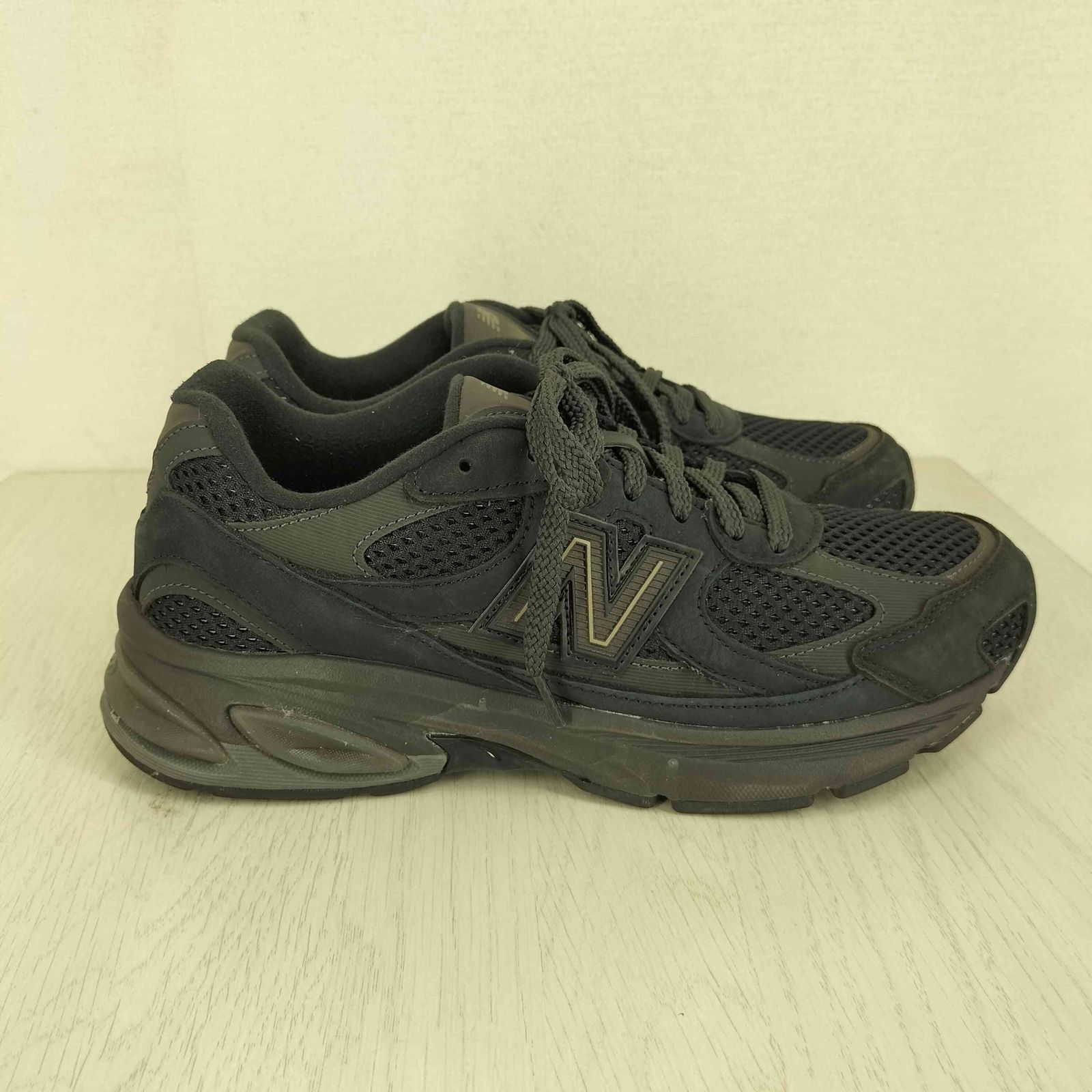 NEW BALANCE(ニューバランス) U2010TTB BLACK メンズ JPN：26.5 【中古】【ブランド古着バズストア】 ニューバランス NEW BALANCE U2010TTB BLACK メンズ JPN：26.5 - メルカリ