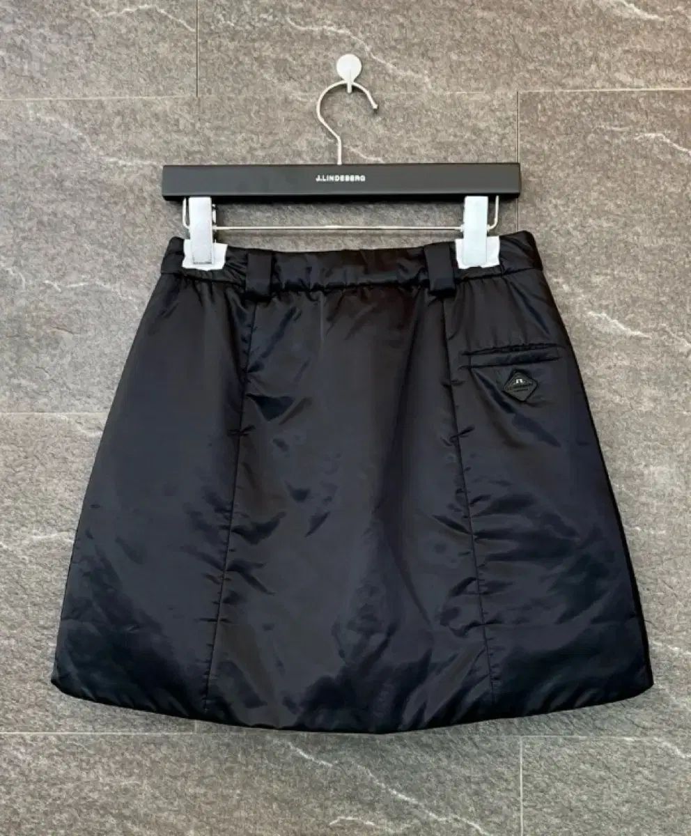 J リンドバーグ ダウン グロッシー スカート 66